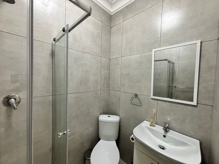 8 Bedroom Property for Sale in Irene Park North West